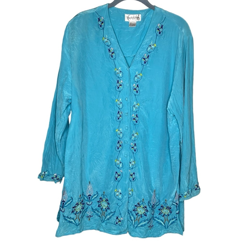 Diane Von Furstenberg vintage silk assets button down blouse tunic length large